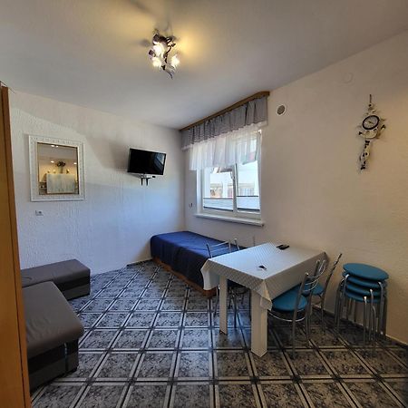 Studio-Tani Apartament Рови Екстериор снимка