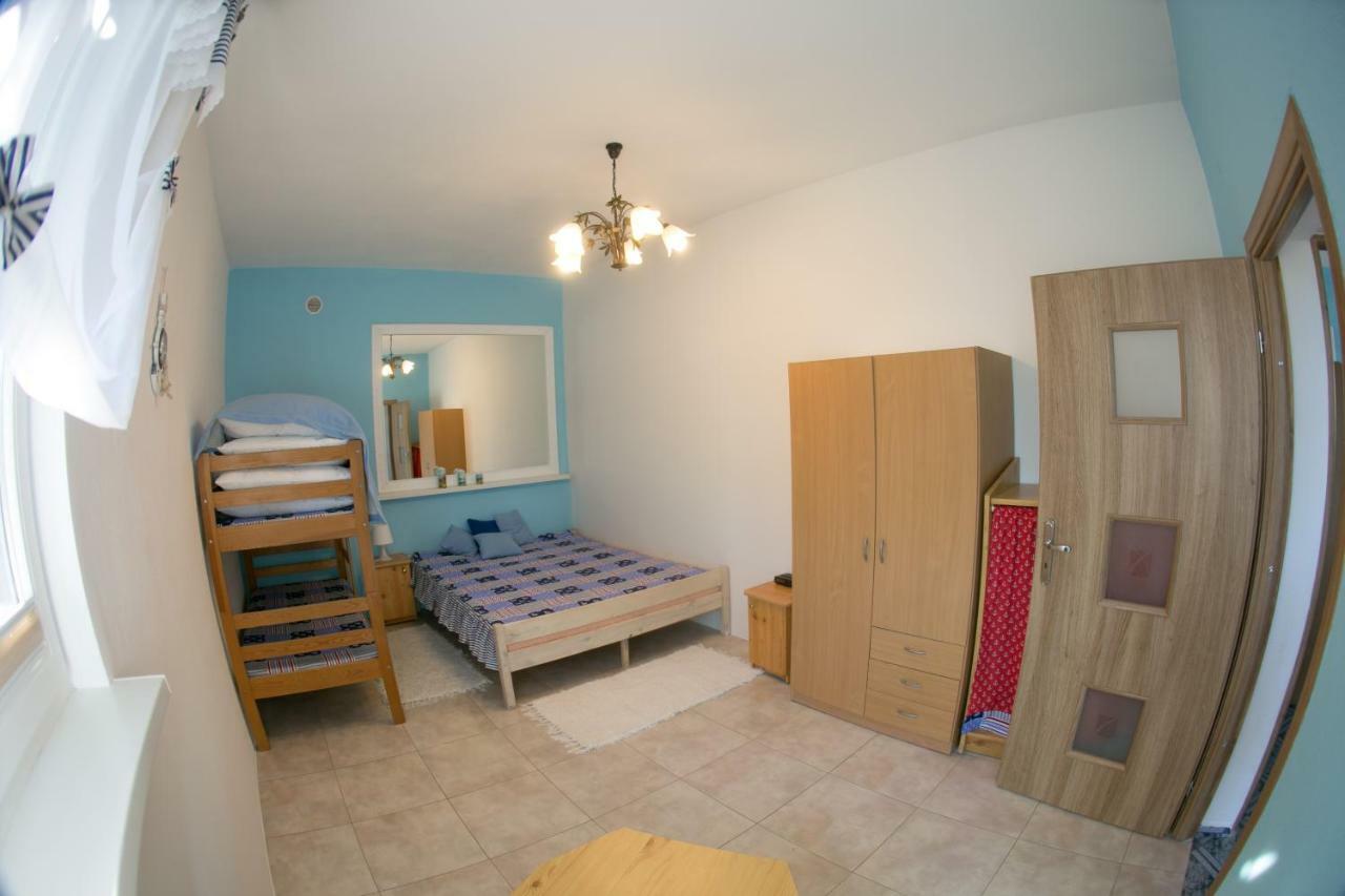 Studio-Tani Apartament Рови Екстериор снимка