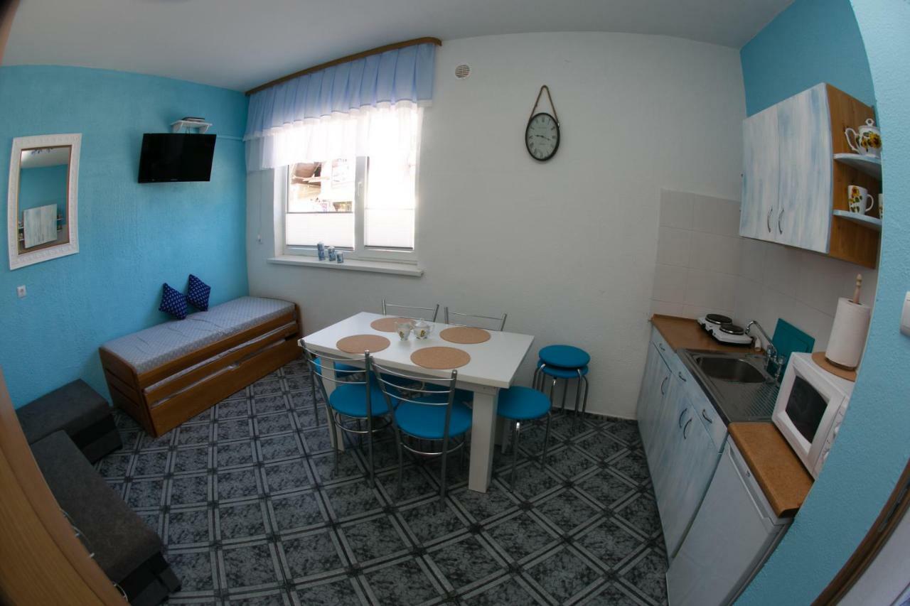 Studio-Tani Apartament Рови Екстериор снимка